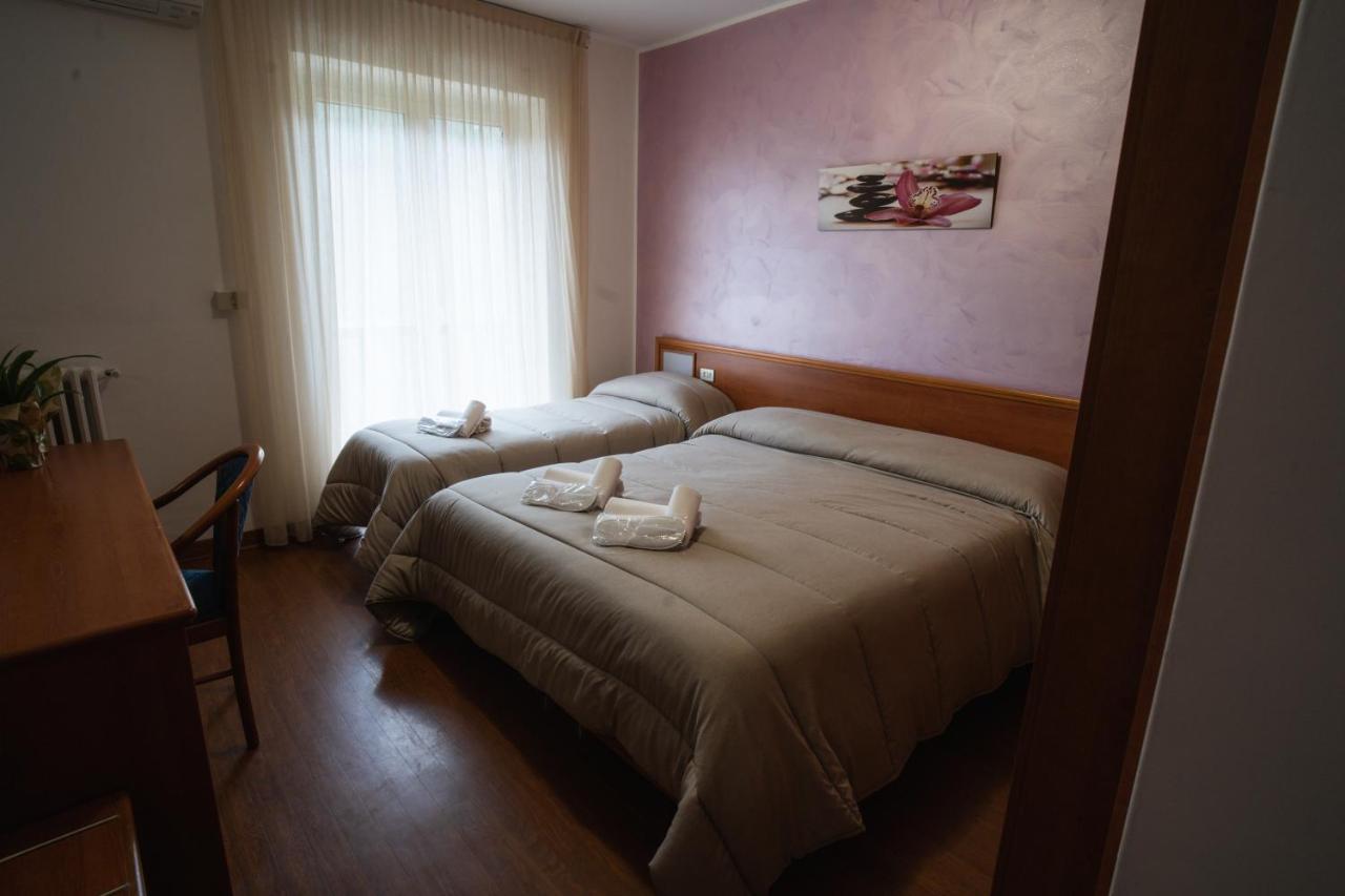 Hotel Tre Monti Пополи Экстерьер фото